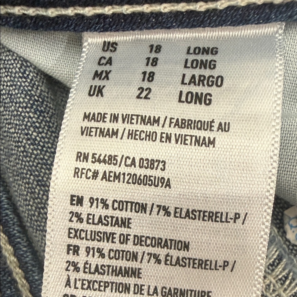 American Eagle Outfitters Women’s Boot Cut Jeans - Dark Blue Wash - Picture 4 of 8